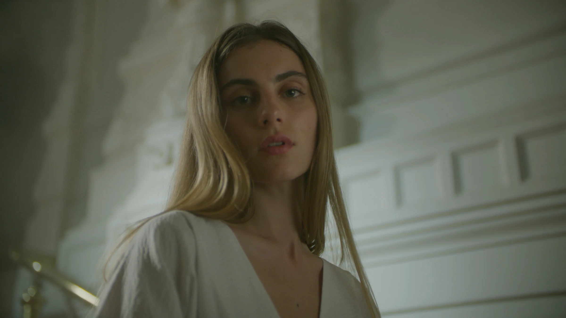 Gioia Seghers — portrait in a white dress