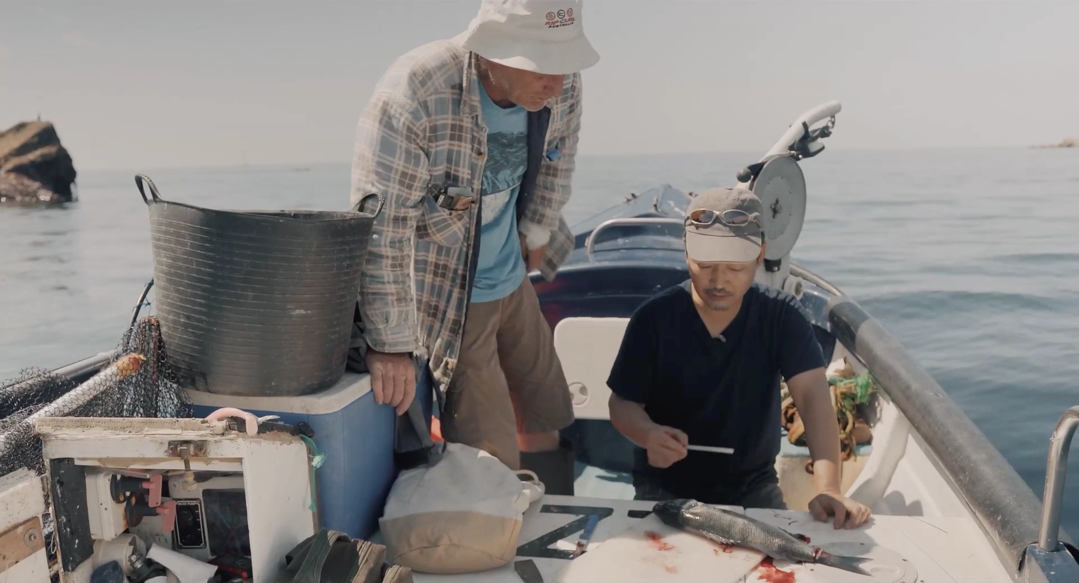Tanagokoro — Preparing a fresh catch aboard the boat